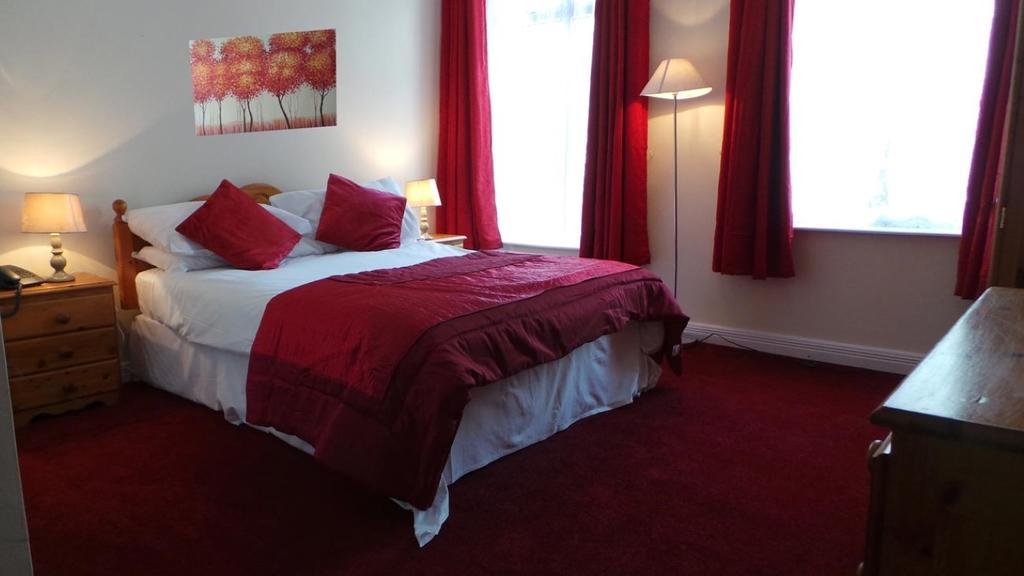 The Western Hotel Claremorris Værelse billede